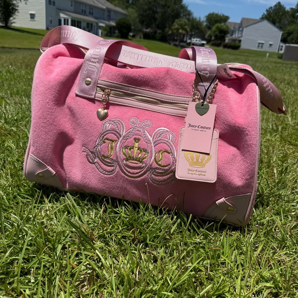 NWT Juicy Couture Pink Travel Bag duffel bag weekender terrycloth pink